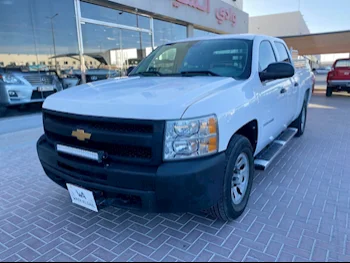 Chevrolet  Silverado  2012  Automatic  125,000 Km  8 Cylinder  Four Wheel Drive (4WD)  Pick Up  White