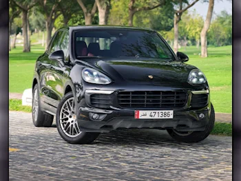 Porsche  Cayenne  2016  Automatic  79,000 Km  6 Cylinder  Four Wheel Drive (4WD)  SUV  Black