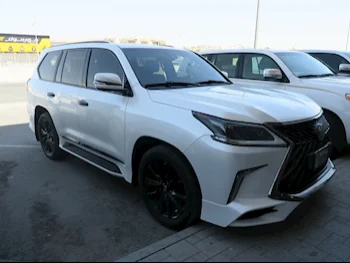 Lexus  LX  570 S Black Edition  2019  Automatic  81,000 Km  8 Cylinder  Four Wheel Drive (4WD)  SUV  White