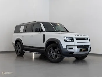 Land Rover  Defender  130 HSE  2023  Automatic  13,100 Km  6 Cylinder  Four Wheel Drive (4WD)  SUV  White  With Warranty