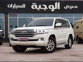 Toyota  Land Cruiser  GXR  2021  Automatic  110,000 Km  6 Cylinder  Four Wheel Drive (4WD)  SUV  White