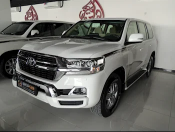 Toyota  Land Cruiser  GXR  2021  Automatic  62,000 Km  6 Cylinder  Four Wheel Drive (4WD)  SUV  White