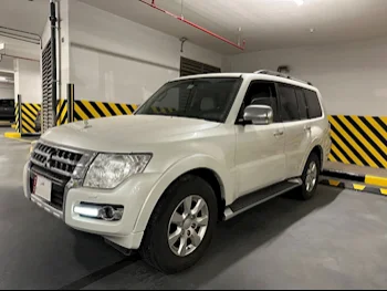 Mitsubishi  Pajero  3.5  2016  Automatic  93,000 Km  6 Cylinder  Four Wheel Drive (4WD)  SUV  White