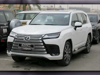 Lexus  LX  600 Luxury  2023  Automatic  11,000 Km  6 Cylinder  Four Wheel Drive (4WD)  SUV  White  With Warranty