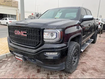 GMC  Sierra  1500  2016  Automatic  207,000 Km  8 Cylinder  Four Wheel Drive (4WD)  Pick Up  Black