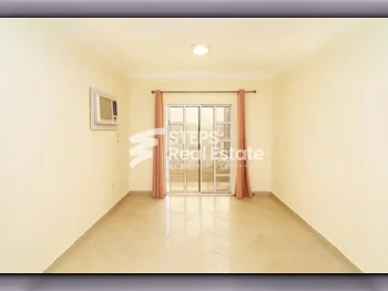 3 Bedrooms  Apartment  For Rent  in Doha -  Fereej Bin Mahmoud  Not Furnished