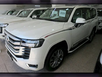 Toyota  Land Cruiser  GXR Twin Turbo  2024  Automatic  0 Km  6 Cylinder  Four Wheel Drive (4WD)  SUV  White  With Warranty