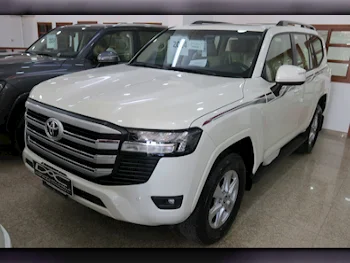  Toyota  Land Cruiser  GXR  2024  Automatic  0 Km  6 Cylinder  Four Wheel Drive (4WD)  SUV  White  With Warranty