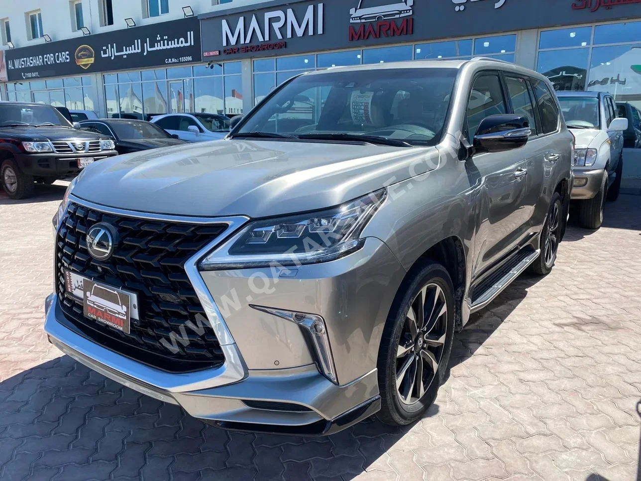 Lexus  LX  570  2016  Automatic  179,000 Km  8 Cylinder  Four Wheel Drive (4WD)  SUV  Sonic Titanium