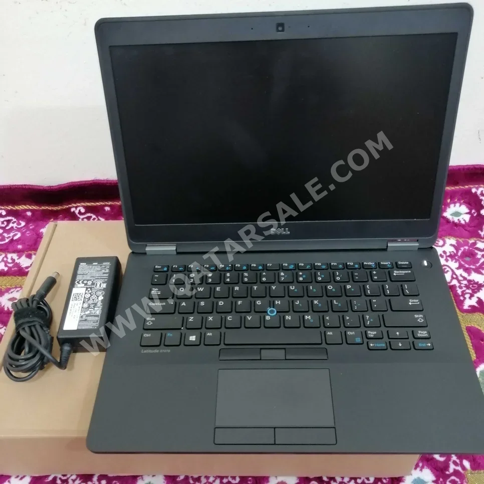 Laptops Dell  - Latitude  2020  - Black  - Windows 11  - Intel  - Core i7  -Memory (Ram): 16 GB