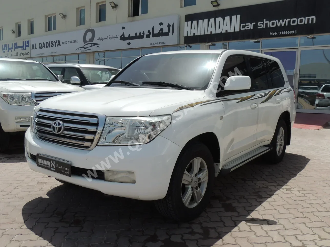 Toyota  Land Cruiser  GX  2010  Automatic  427,000 Km  6 Cylinder  Four Wheel Drive (4WD)  SUV  White