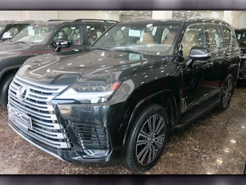 Lexus  LX  600 Luxury  2023  Automatic  0 Km  6 Cylinder  Four Wheel Drive (4WD)  SUV  Black  With Warranty