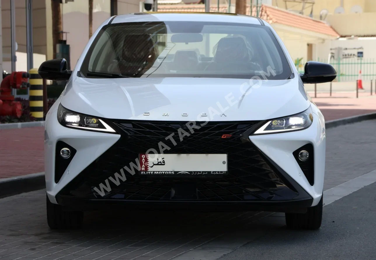 Chery  Omoda 5  Sedan  White  2024