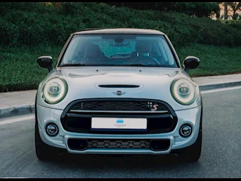 Mini  Cooper S  4 Cylinder  Hatchback  Silver  2021