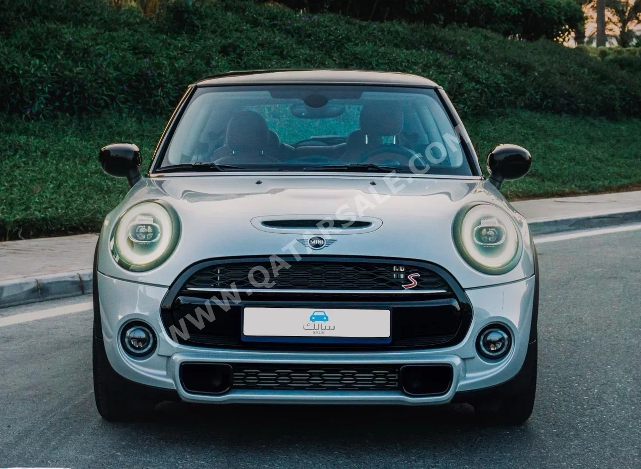 Mini  Cooper S  4 Cylinder  Hatchback  Silver  2021