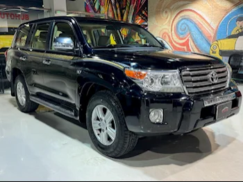 Toyota  Land Cruiser  VXR  2012  Automatic  218,000 Km  8 Cylinder  Four Wheel Drive (4WD)  SUV  Black