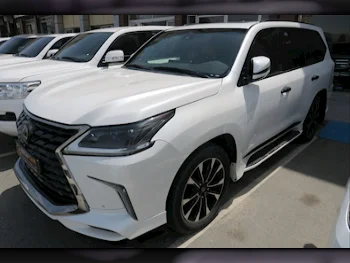 Lexus  LX  570 S Black Edition  2019  Automatic  226,000 Km  8 Cylinder  Four Wheel Drive (4WD)  SUV  White