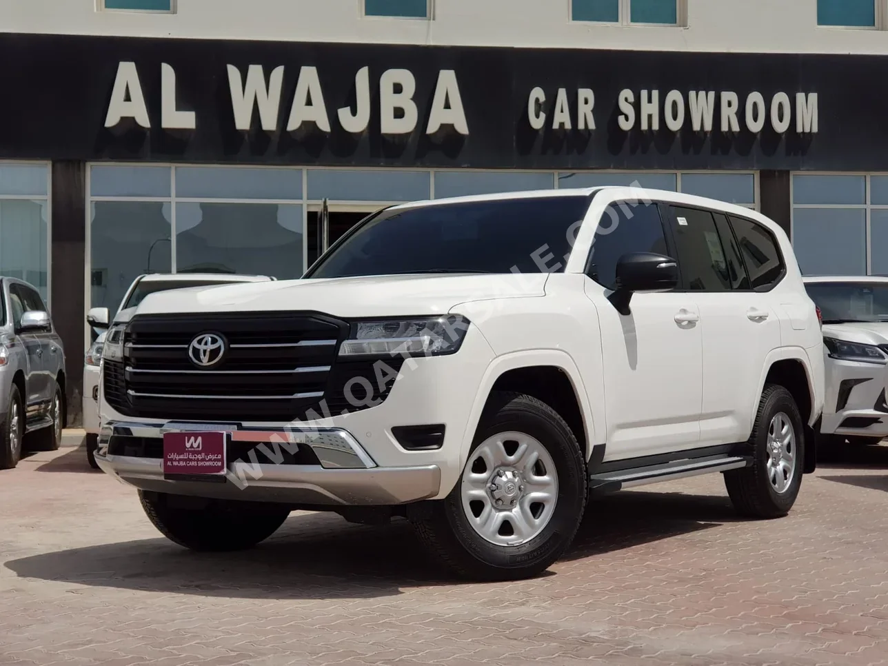 Toyota  Land Cruiser  G  2023  Automatic  70,000 Km  6 Cylinder  Four Wheel Drive (4WD)  SUV  White  With Warranty