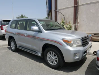 Toyota  Land Cruiser  GXR  2012  Automatic  274,000 Km  8 Cylinder  Four Wheel Drive (4WD)  SUV  Silver