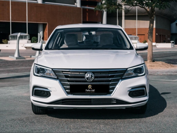 MG MG 5 4 Cylinder Sedan White 2021