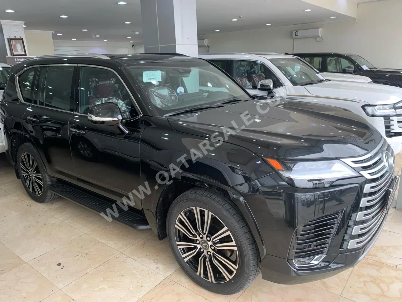  Lexus  LX  600 Luxury  2024  Automatic  0 Km  6 Cylinder  Four Wheel Drive (4WD)  SUV  Black  With Warranty