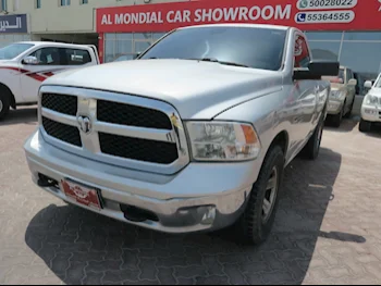 Dodge  Ram  SLT  2016  Automatic  180,000 Km  6 Cylinder  Four Wheel Drive (4WD)  Pick Up  Silver