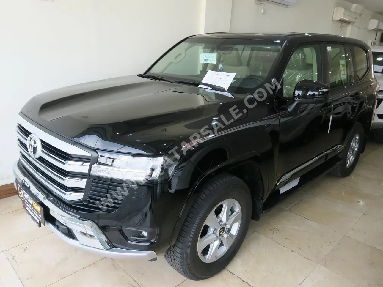  Toyota  Land Cruiser  GXR Twin Turbo  2024  Automatic  0 Km  6 Cylinder  Four Wheel Drive (4WD)  SUV  Black  With Warranty