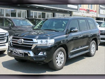 Toyota  Land Cruiser  GXR  2019  Automatic  86,000 Km  8 Cylinder  Four Wheel Drive (4WD)  SUV  Black