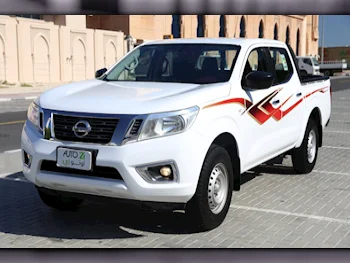 Nissan  Navara  SE  2020  Automatic  57,000 Km  4 Cylinder  Four Wheel Drive (4WD)  Pick Up  White