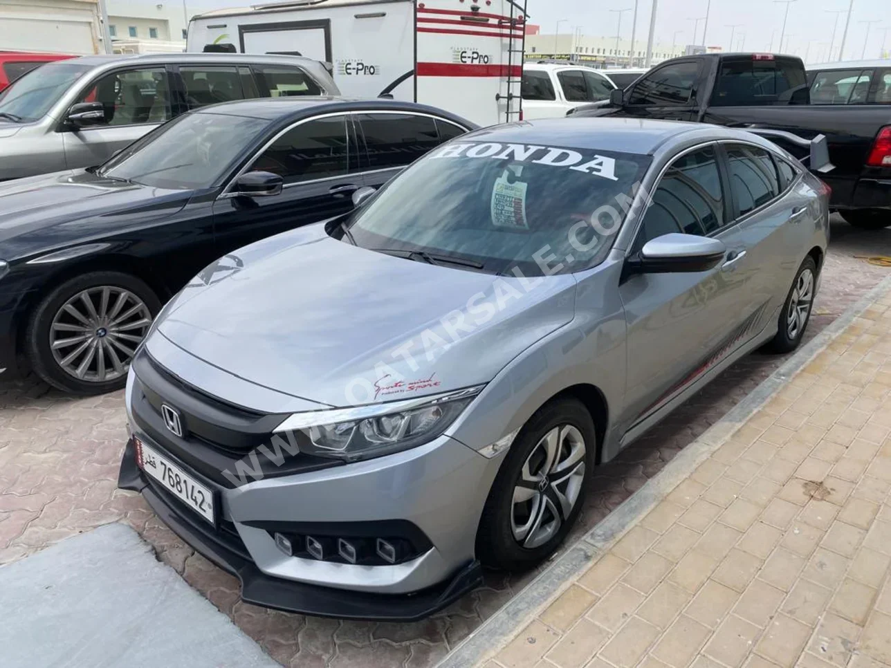 Honda  Civic  2019  Automatic  128,000 Km  4 Cylinder  Front Wheel Drive (FWD)  Sedan  Silver