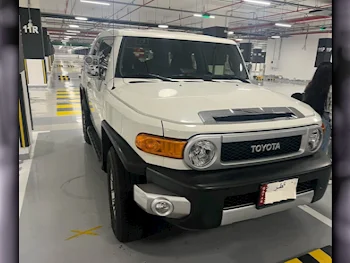 Toyota  FJ Cruiser  Final Edition  2017  Automatic  80,000 Km  6 Cylinder  Four Wheel Drive (4WD)  SUV  Pearl