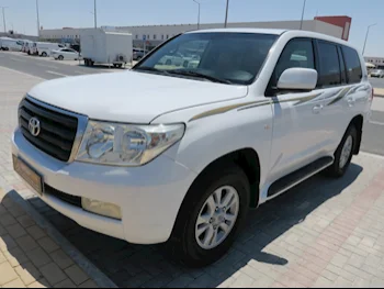 Toyota  Land Cruiser  GX  2011  Automatic  374,000 Km  6 Cylinder  Four Wheel Drive (4WD)  SUV  White