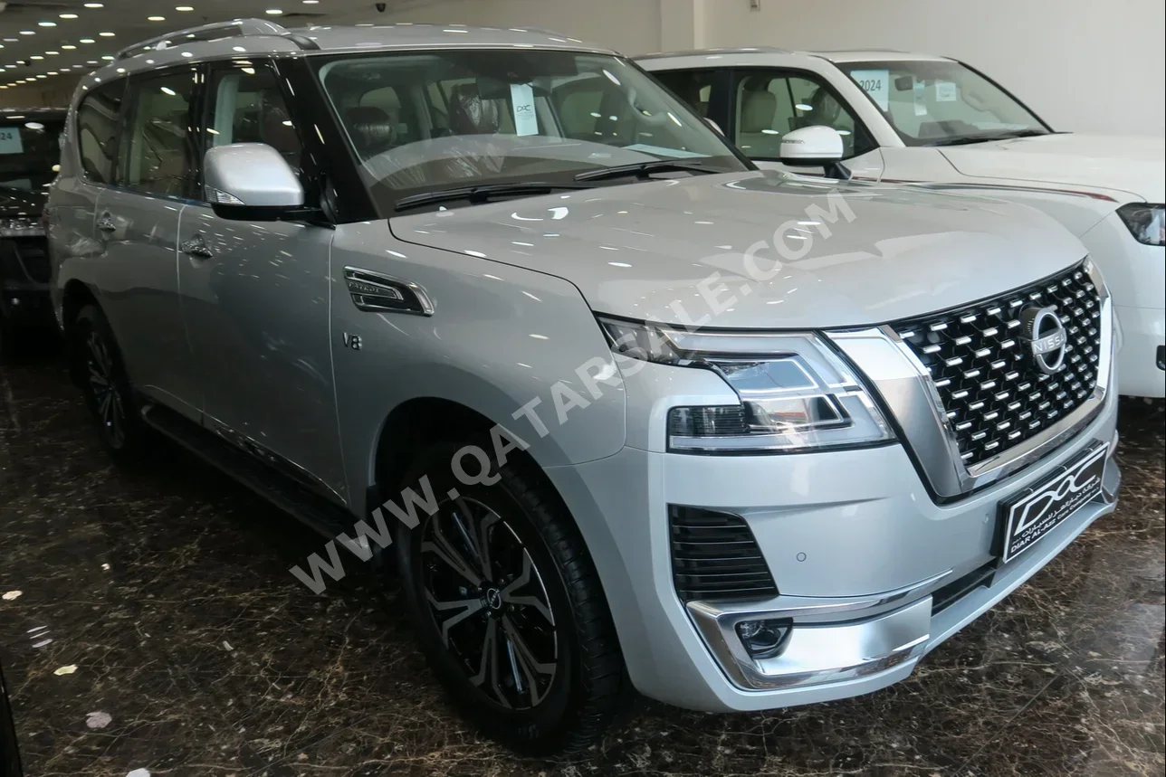 Nissan  Patrol  Titanium  2023  Automatic  0 Km  8 Cylinder  Four Wheel Drive (4WD)  SUV  Gray  With Warranty