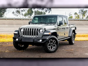 Jeep  Gladiator  Truck  White  2023