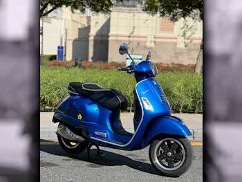 Vespa  GTS SUPER 300 -  2016 - Color Blue