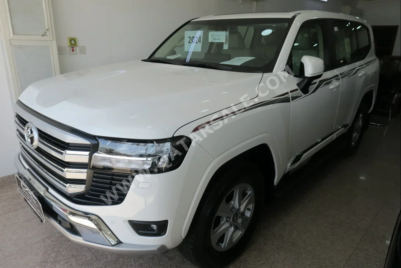 Toyota  Land Cruiser  GXR  2024  Automatic  0 Km  6 Cylinder  Four Wheel Drive (4WD)  SUV  White  With Warranty