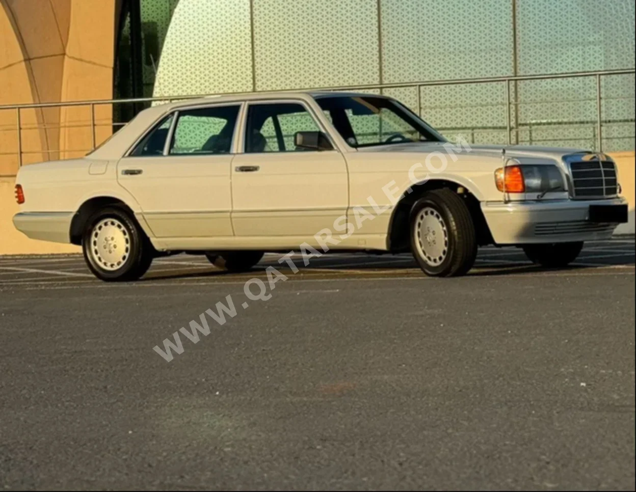 Mercedes-Benz  560 SEL  1991  Automatic  67,000 Km  8 Cylinder  Rear Wheel Drive (RWD)  Classic  White