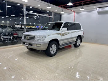 Toyota  Land Cruiser  VXR  2007  Automatic  460,000 Km  8 Cylinder  Four Wheel Drive (4WD)  SUV  White