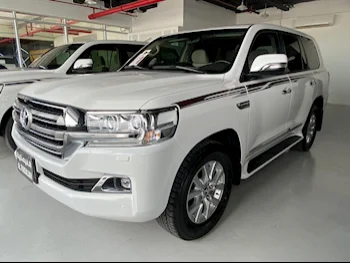 Toyota  Land Cruiser  GXR  2020  Automatic  102,000 Km  8 Cylinder  Four Wheel Drive (4WD)  SUV  White