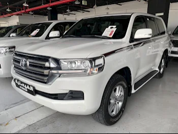 Toyota  Land Cruiser  GXR  2020  Automatic  220,000 Km  6 Cylinder  Four Wheel Drive (4WD)  SUV  White