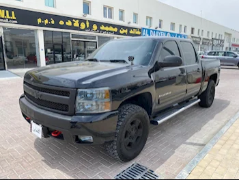 Chevrolet  Silverado  2011  Automatic  284,000 Km  8 Cylinder  Four Wheel Drive (4WD)  Pick Up  Black