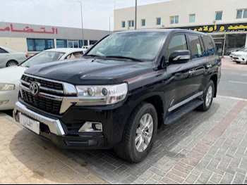  Toyota  Land Cruiser  GXR  2021  Automatic  206,000 Km  8 Cylinder  Four Wheel Drive (4WD)  SUV  Black  With Warranty