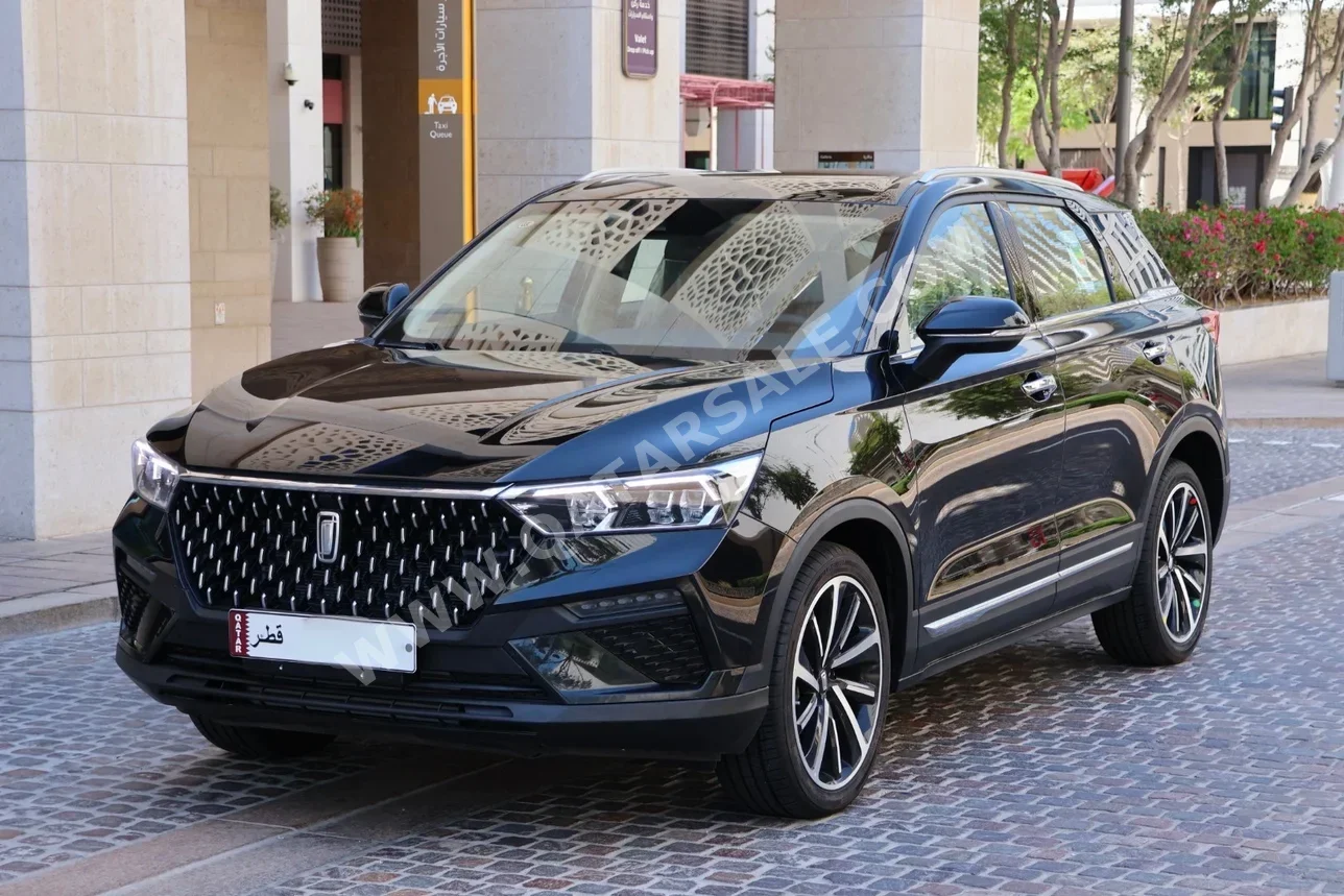 بيستون  تي 77  4 سلندر  إس يو في 4 في 4  أسود  2023