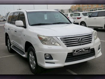  Lexus  LX  570  2009  Automatic  209,000 Km  8 Cylinder  Four Wheel Drive (4WD)  SUV  White  With Warranty