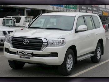 Toyota  Land Cruiser  GX  2021  Automatic  4,900 Km  6 Cylinder  Four Wheel Drive (4WD)  SUV  White  With Warranty