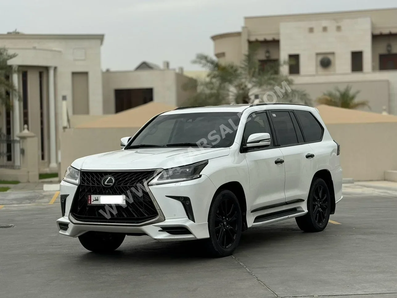 Lexus  LX  570 S Black Edition  2020  Automatic  128,000 Km  8 Cylinder  Four Wheel Drive (4WD)  SUV  White