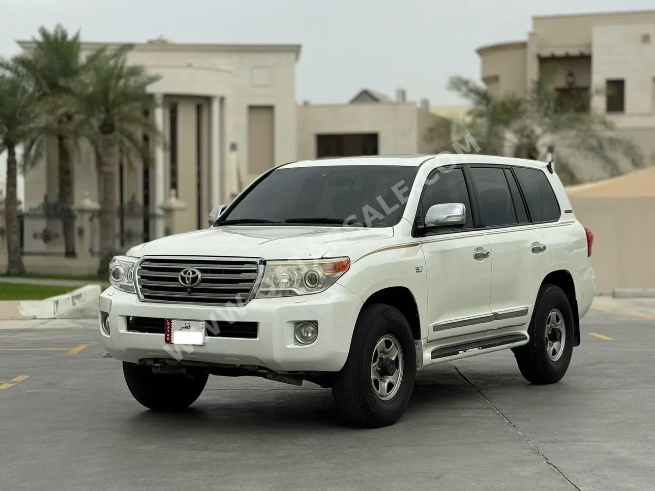 Toyota  Land Cruiser  VXR  2015  Automatic  227,000 Km  8 Cylinder  Four Wheel Drive (4WD)  SUV  White