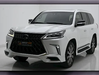 Lexus  LX  570 S  2018  Automatic  92,000 Km  8 Cylinder  Four Wheel Drive (4WD)  SUV  White