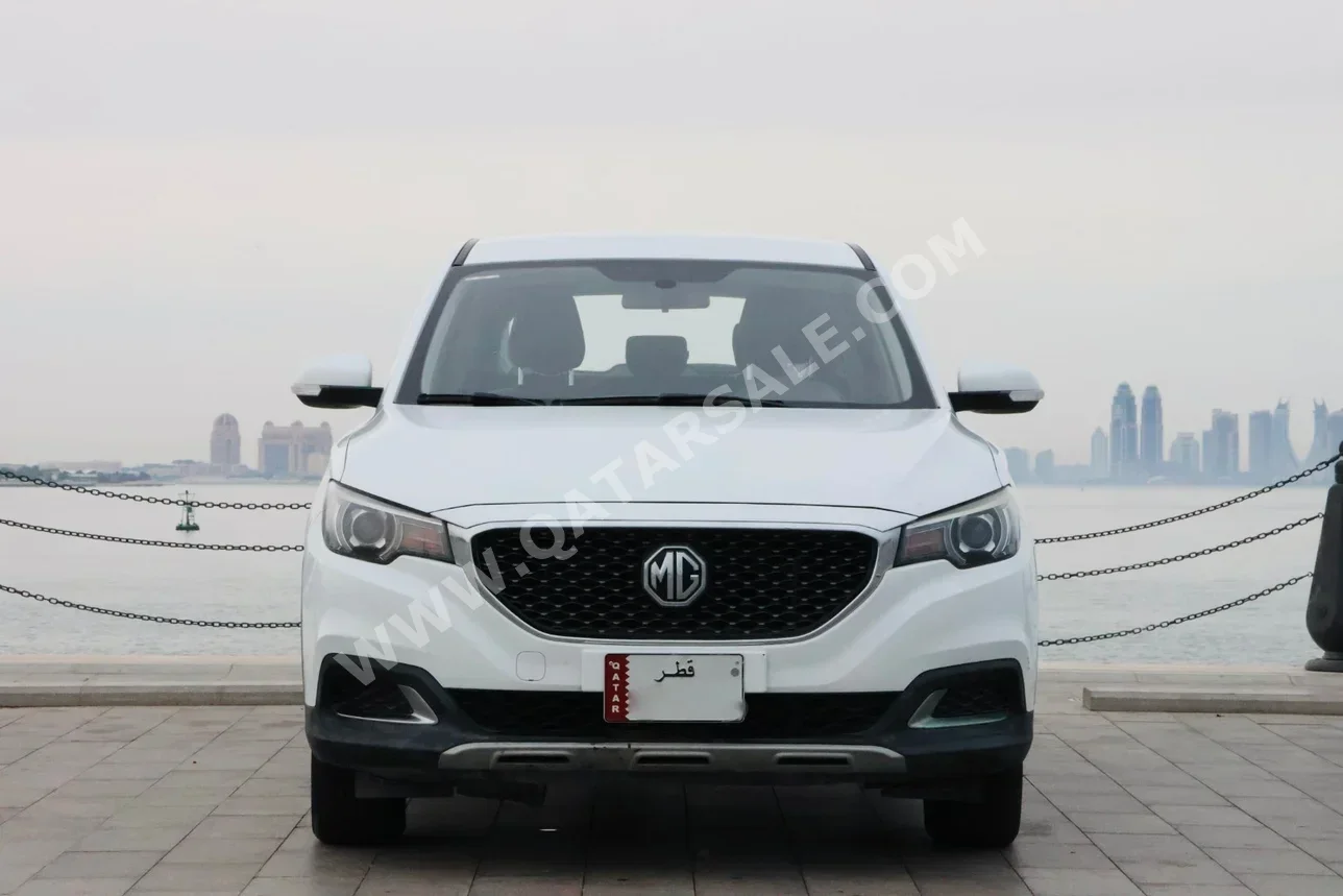 MG  ZS  4 Cylinder  SUV 4x4  White  2023