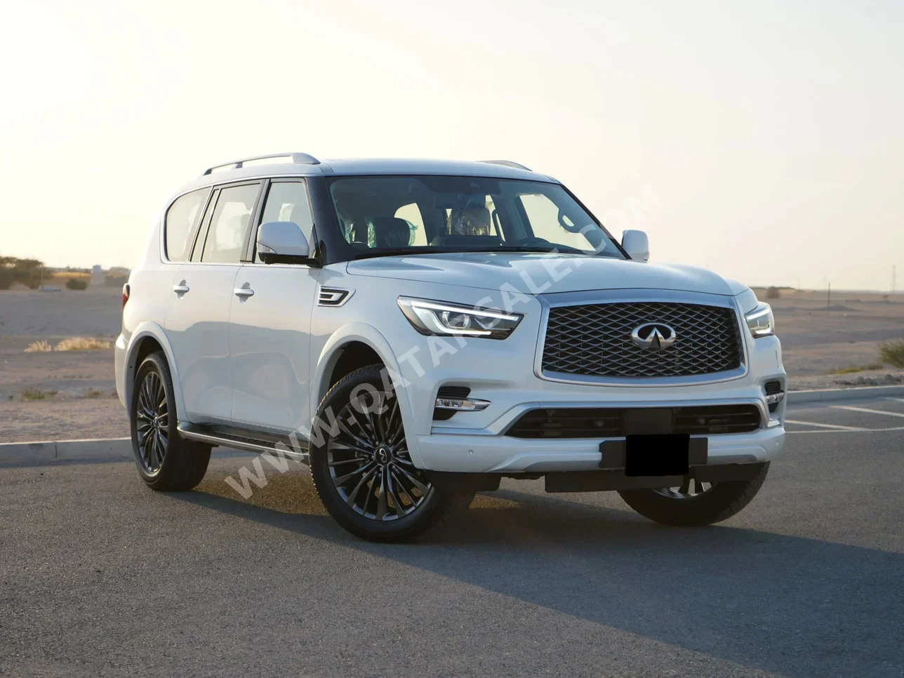 Infiniti  QX  80  2024  Automatic  2,000 Km  8 Cylinder  Four Wheel Drive (4WD)  SUV  White  With Warranty